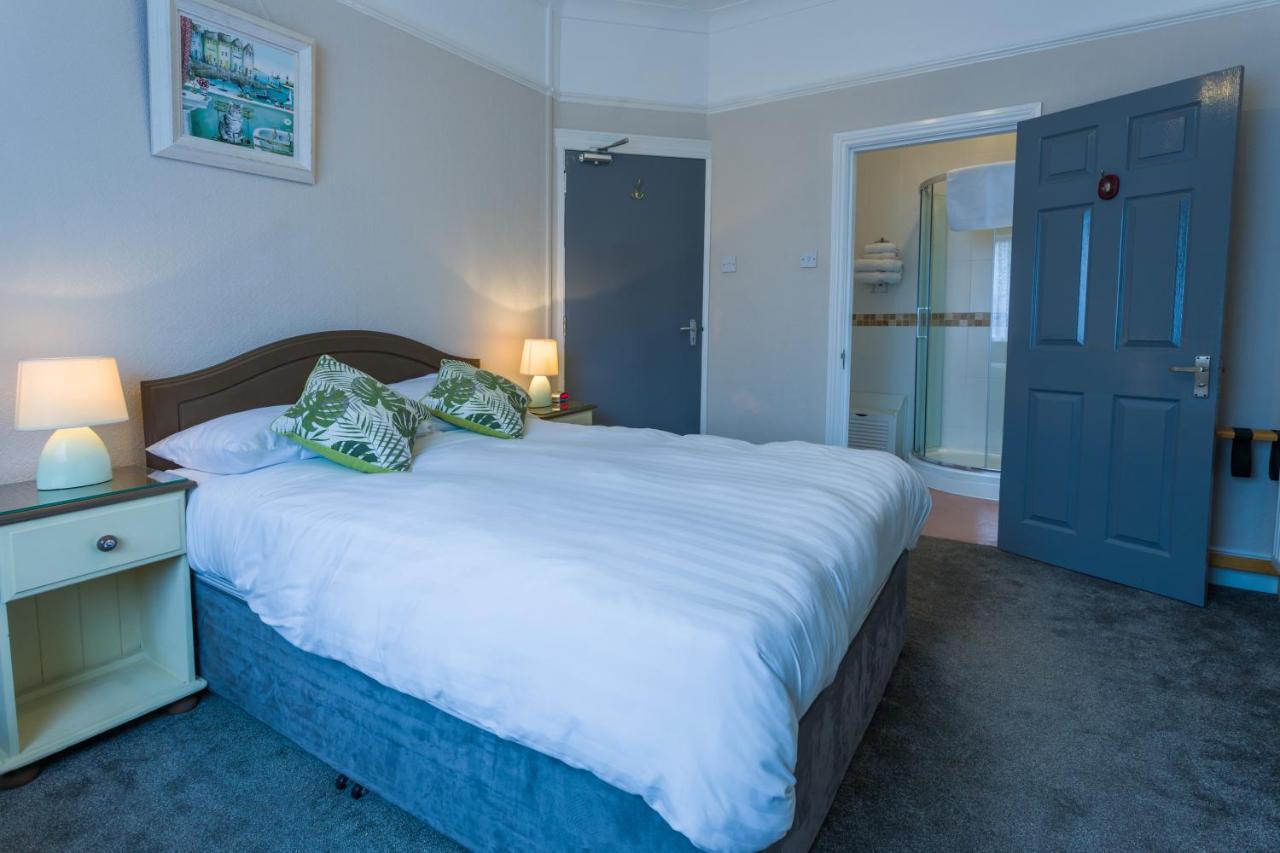 Relax At Rosscourt Guest House-Free On Site Parking (Adults Only) Bournemouth Exteriér fotografie