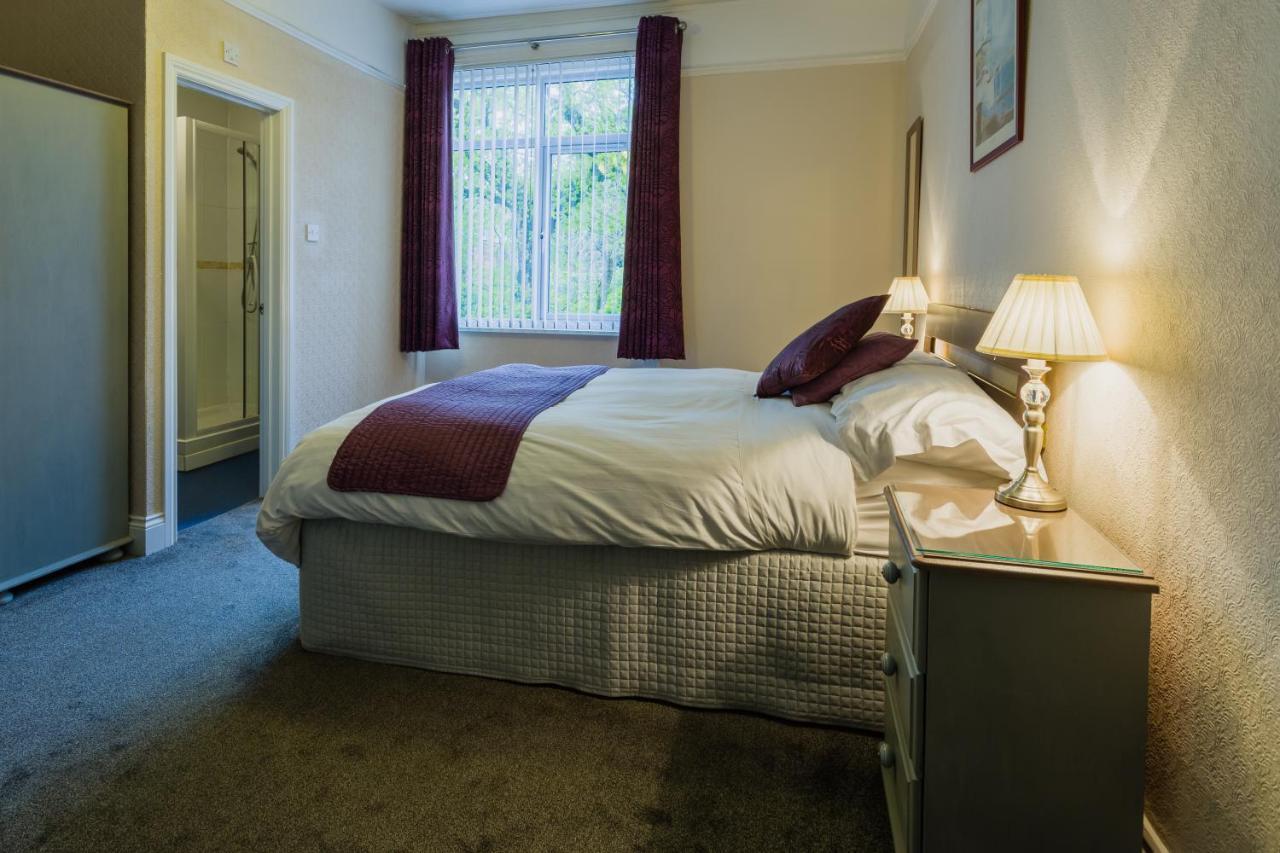 Relax At Rosscourt Guest House-Free On Site Parking (Adults Only) Bournemouth Exteriér fotografie