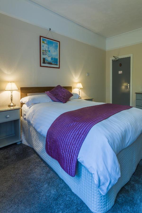 Relax At Rosscourt Guest House-Free On Site Parking (Adults Only) Bournemouth Exteriér fotografie